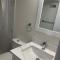 Cozy Home away in Ajax 2 BR 1 bath 4 guests - Ajax