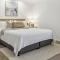 Convent Cove - Penthouse with views over Convent - Ямба