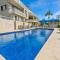 Unit 5 - Avoca Palms Resort - 3 bedroom apartment