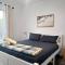 Unit 5 - Avoca Palms Resort - 3 bedroom apartment