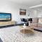 Unit 5 - Avoca Palms Resort - 3 bedroom apartment