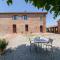 Cosy agriturismo in Toscana with outdoor swimming pool