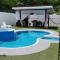 VillaLore piscina exclusiva BBQ AC max 11 personas 5min playas