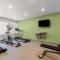 WoodSpring Suites Corona