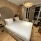 Carnaby St Room with shared bathroom - 伦敦