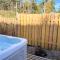 Kaoglen-Spruce-Hot Tub-Forrest Setting-Pet Friendly - Balnald