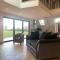 A space with amazing views and alpacas to enjoy - Chewton Mendip
