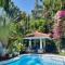 SUNKISS VILLA by Yogya Tropicana