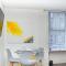 CENTRAL SERVICED APARTMENTS - Cosy 1 Bedroom - Close To University of Dundee - Sleeps 2 - Ground Level - Self Check In - Modern and Cosy - Fast WiFi - Heating 24-7 - Free Street Parking