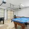 Tiki Bar & Heated Pool Jacuzzi Weddings and Events - St. Augustine