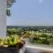 Amazing Views, 3 Patios, Game Room, Modern Update - Kaiser