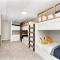 BunkBedDreams,10 Beds,Near Rogers place and Nait - 埃德蒙顿