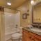 Sawtooth Lodge - Pool access!