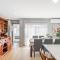 Auckland ONE Tree Hill Coby Suit - أوكلاند