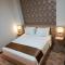 Grand Plaza Suites