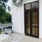 Sri White Villa Airport Boutique Hotel