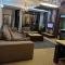 Times Square Grand Service Suite