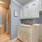 Beautiful traditional home*Modern updates*Guest suite B