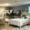 Beautiful traditional home*Modern updates*Guest suite B
