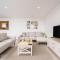 Lagos Marina View 3 With Pool by Homing - Lagos