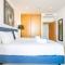Lagos Marina View 4 With Pool by Homing - Lagos