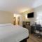 Clarion Pointe Savannah Gateway I-95 - 萨凡纳