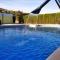Chalet con piscina - Pinoso