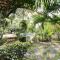 Adis Bungalow
