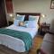SHALE BEACH HOUSE: 3-Bedroom House with Private Beach Access.