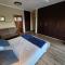SHALE BEACH HOUSE: 3-Bedroom House with Private Beach Access.