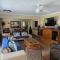 SHALE BEACH HOUSE: 3-Bedroom House with Private Beach Access.