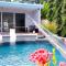 Casa Arribada- Bright 4Br House 5-min walk to Beach, Pool, BBQ - Playa Flamingo
