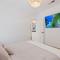 The staycation, 4 beds-3 baths, with pool and hot tub near AT&T stadium, 20 mins to Dallas and Fort Worth - 大草原城