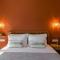 aZOLAki Suites