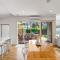 Renovated Lux Property in Quiet Estate