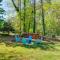 1 Mi to Dtwn Home with Fire Pit and Deck in Hudson! - Ленуар