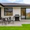 Gateway to the South Single Level Home with Garage - 罗尔斯顿