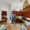 Unique 5 Bed Waterfront Woodbine Ct with Private Pool - 马可岛