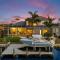 Unique 5 Bed Waterfront Woodbine Ct with Private Pool - 马可岛