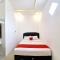 RedDoorz near Stasiun Kediri - 谏义里