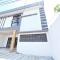 RedDoorz near Stasiun Kediri - 谏义里