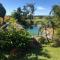 Manuka Getaway