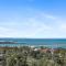 Gorgeous 3BR Apt w Stunning Bay Views and 2 Car Park - ملبورن
