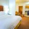 Holiday Inn Express Hotel & Suites Center by IHG - Center
