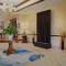 Holiday Inn Express Hotel & Suites Center by IHG
