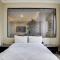1804 Franklin 3-Bed Penthouse with Rooftop Jacuzzi