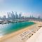 Upscale family friendly 4 bedroom on Private Beach with Amazing Views - 迪拜