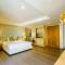 Moon Dragon Hotel