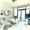 Upscale family friendly 4 bedroom on Private Beach with Amazing Views - Dubai