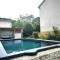 Maison avec vue, Piscine, 5min à pied du centre - 阿维尼翁新城